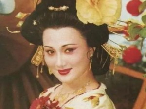 四大名妓杨玉环，国色天香，倾国倾城，拥有闭月羞花之貌，沉鱼落雁之容，是古代四大美女之一